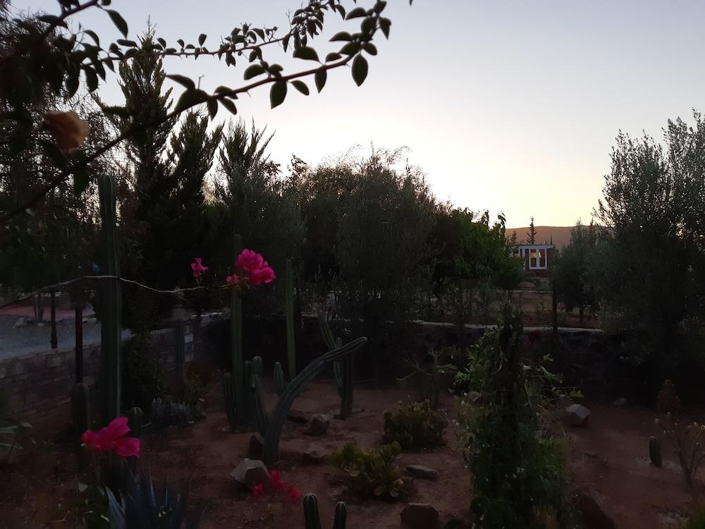 ואלה דה גוואדלופה Hotel Meson Del Vino מראה חיצוני תמונה