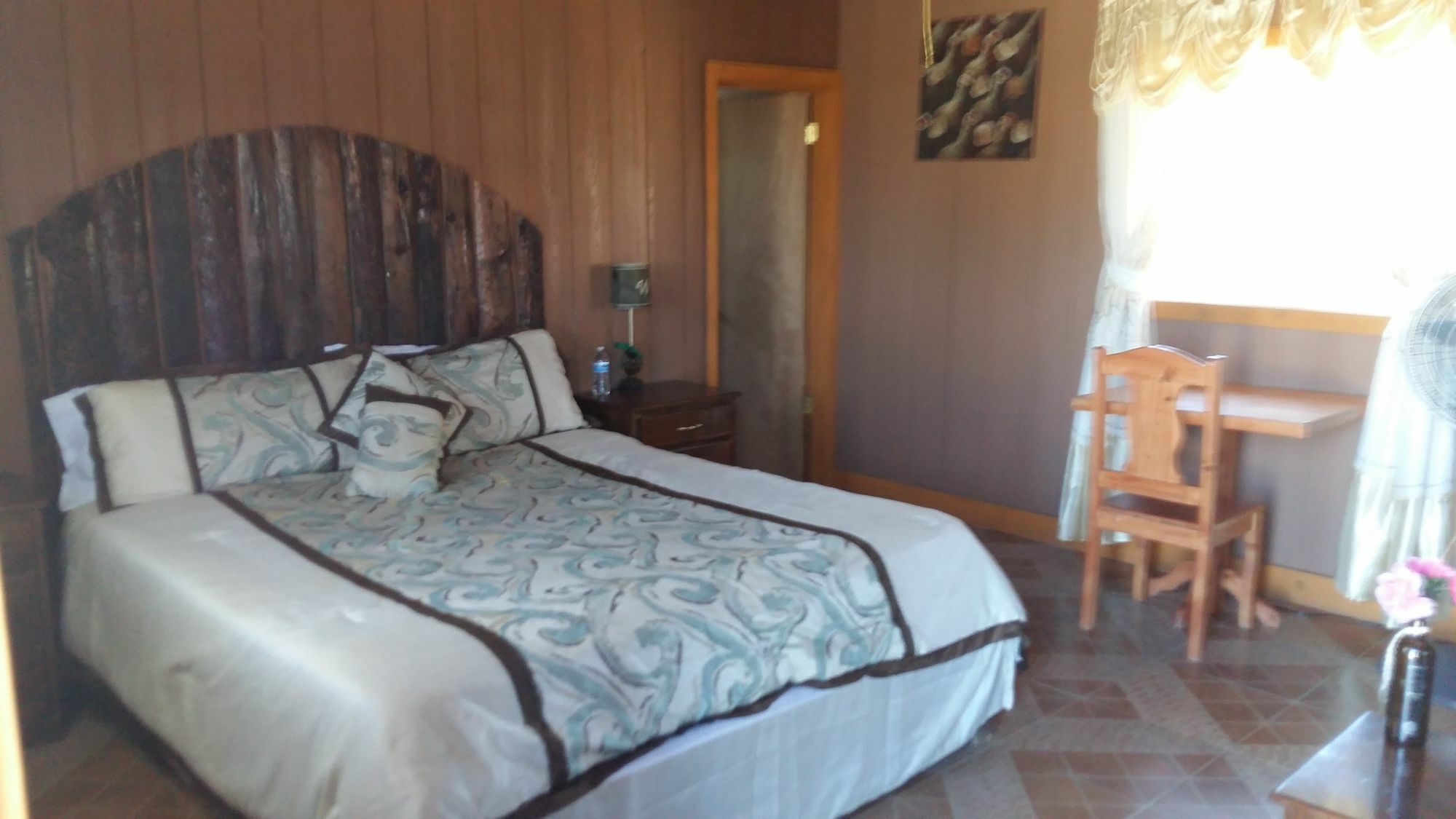 ואלה דה גוואדלופה Hotel Meson Del Vino מראה חיצוני תמונה