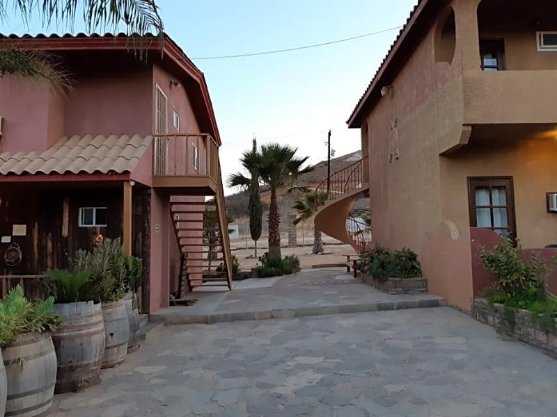 ואלה דה גוואדלופה Hotel Meson Del Vino מראה חיצוני תמונה